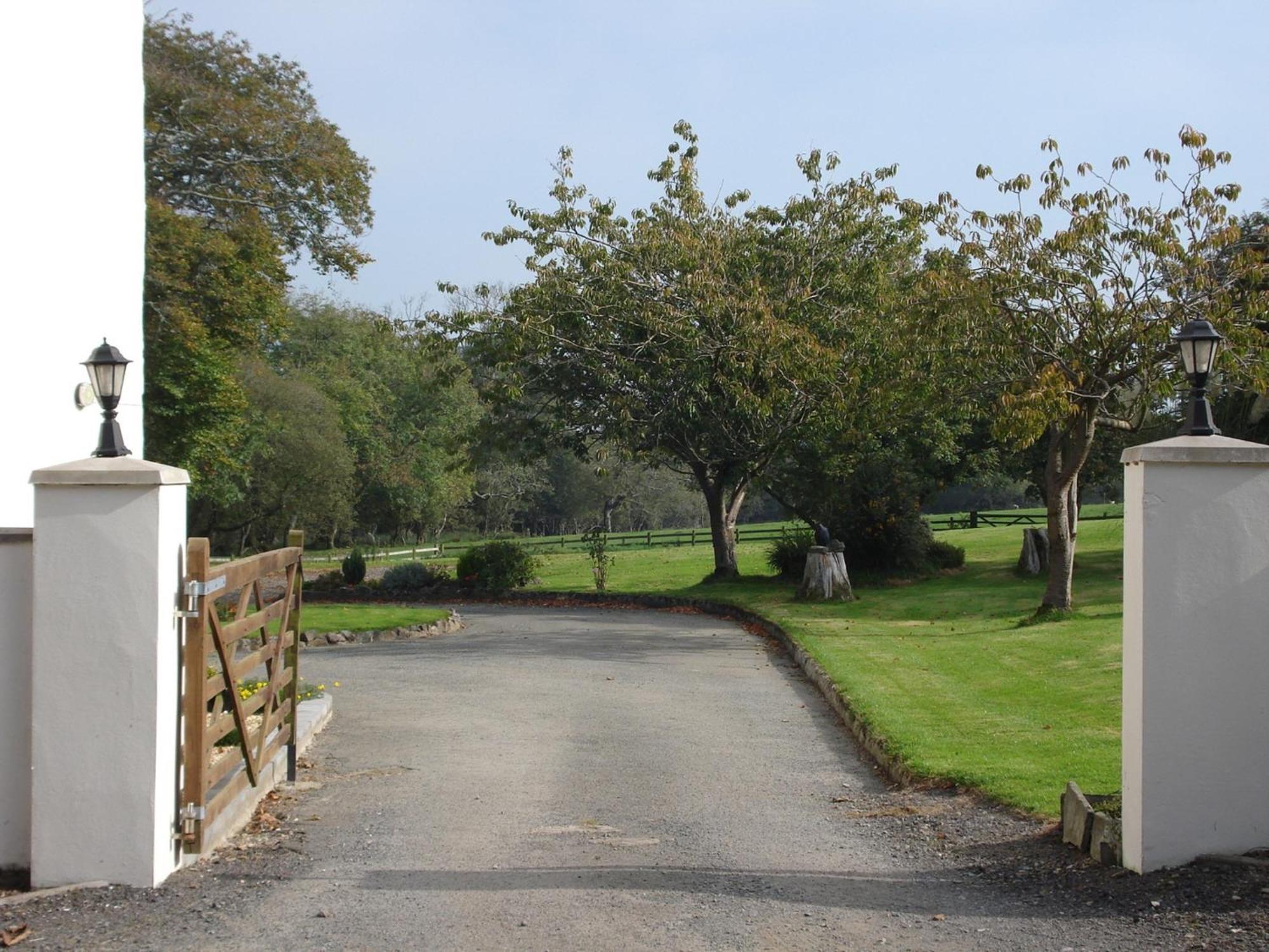 East Hook Farmhouse Haverfordwest Exterior foto